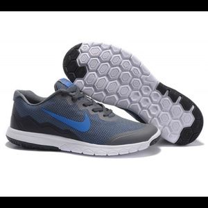 Nike Flex Experience RN 4 size 9.5
